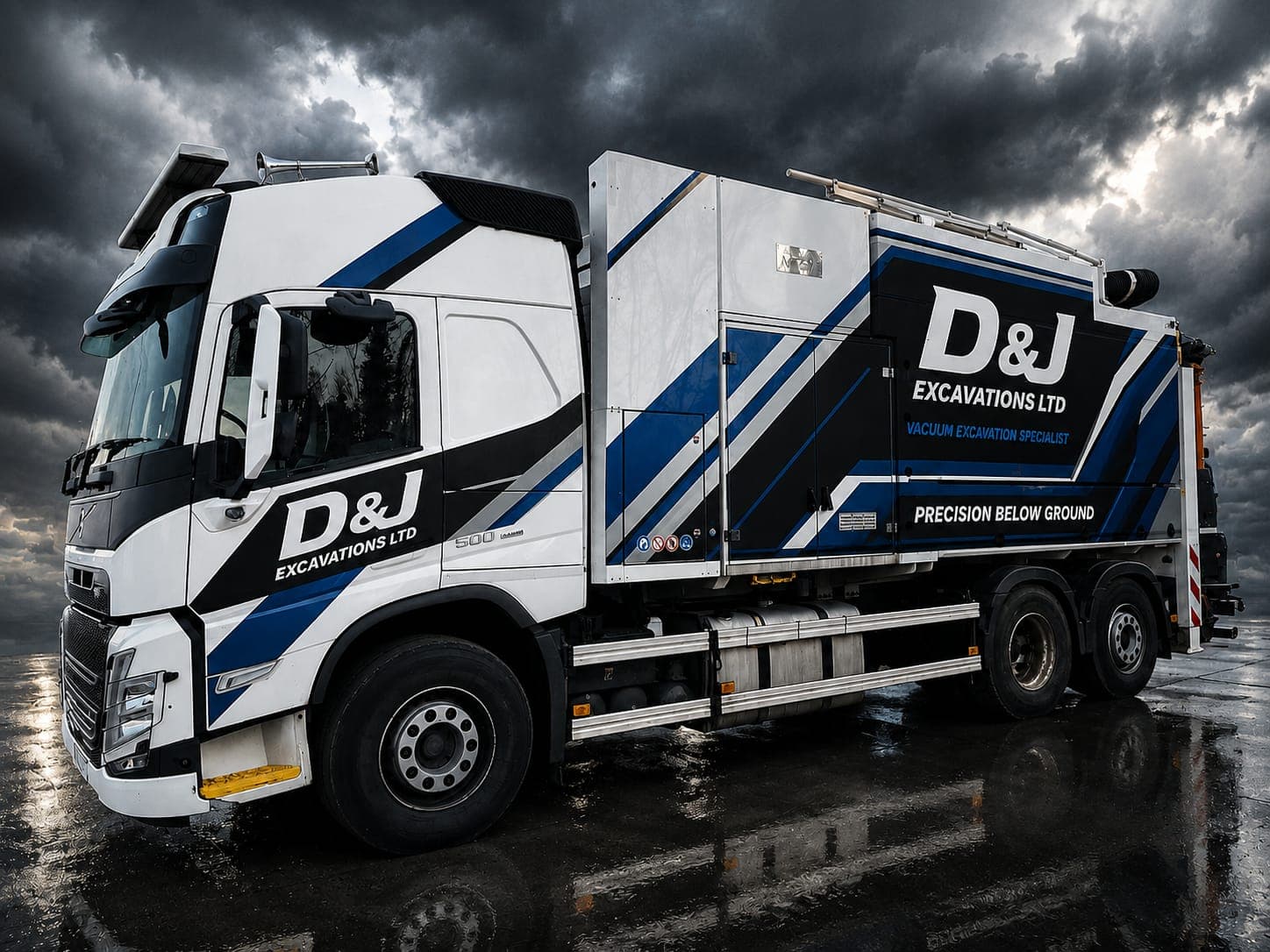 D&J Excavations Ltd vacuum excavation lorry on a site in Northamptonshire